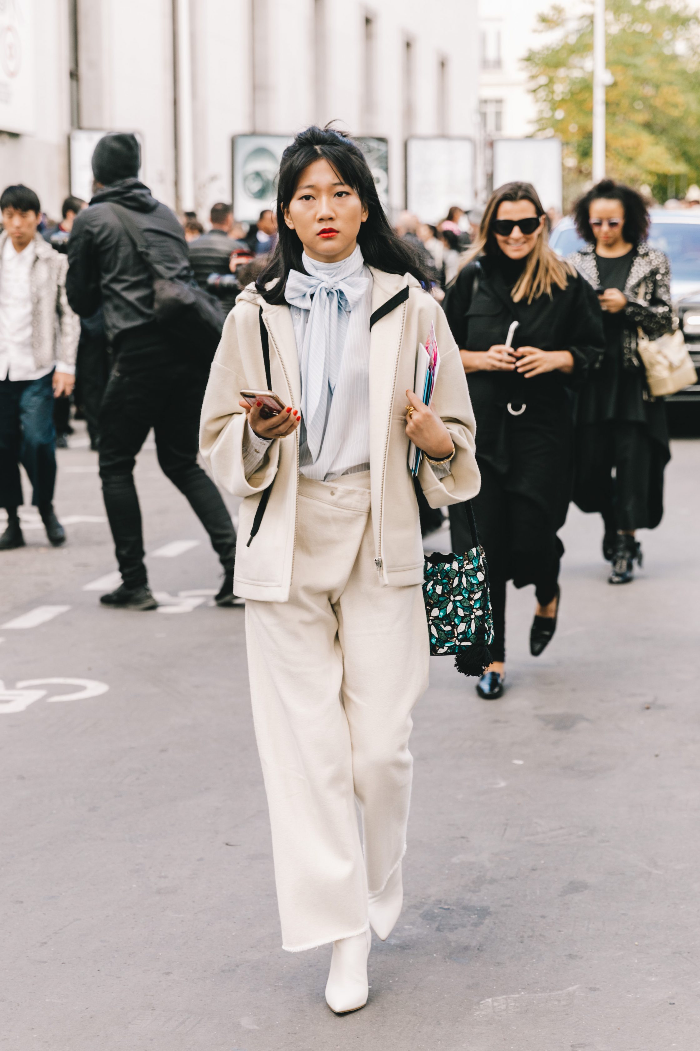 Street Style at Paris Fashion Week 19 by Collage Vintage