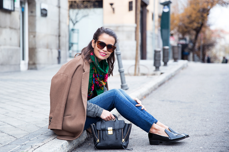 Loafers-Buylevard-Camel_Coat-Sweatshirt-Floral_Scarf-Style-Outfit-24