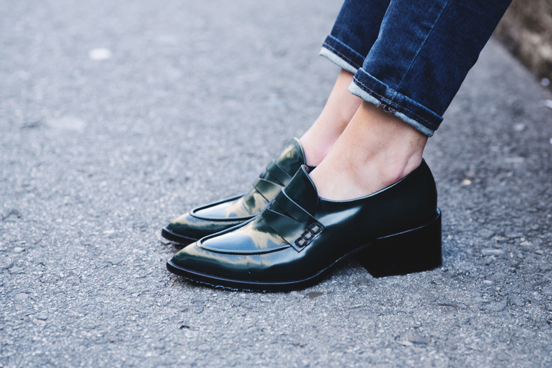 Double_Denim-Loafers-Burgundy_Jumper-Outfit-Vintage_Scarf-Street_Style-42