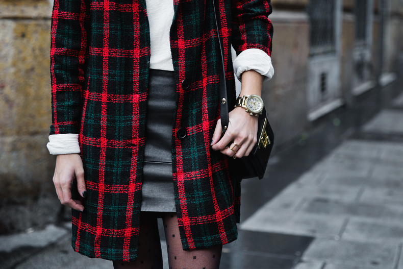 Check_Blazer-Asos-Leather_Skirt-Heels-Collage_Vintage-outfit-Street_Style-58