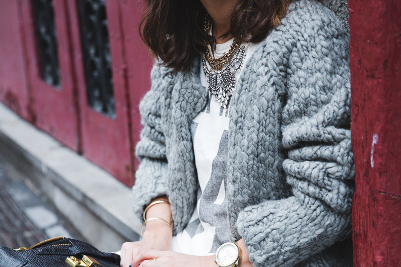 Cozy_Cardigan-Girissima-White_Outfit-Winter-Street_Style-Collage_Vintage-28