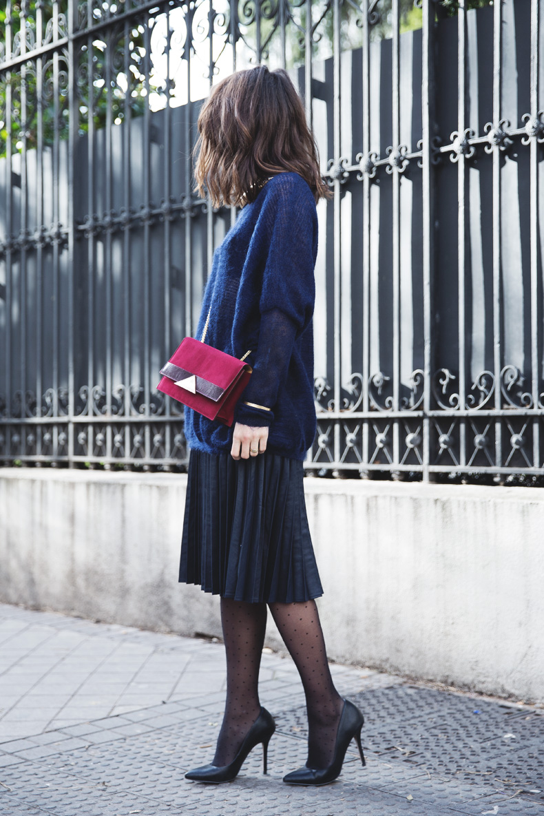 Midi_Skirt-Blue_Black_Mix-Titamad-Street_Style-outfit-41