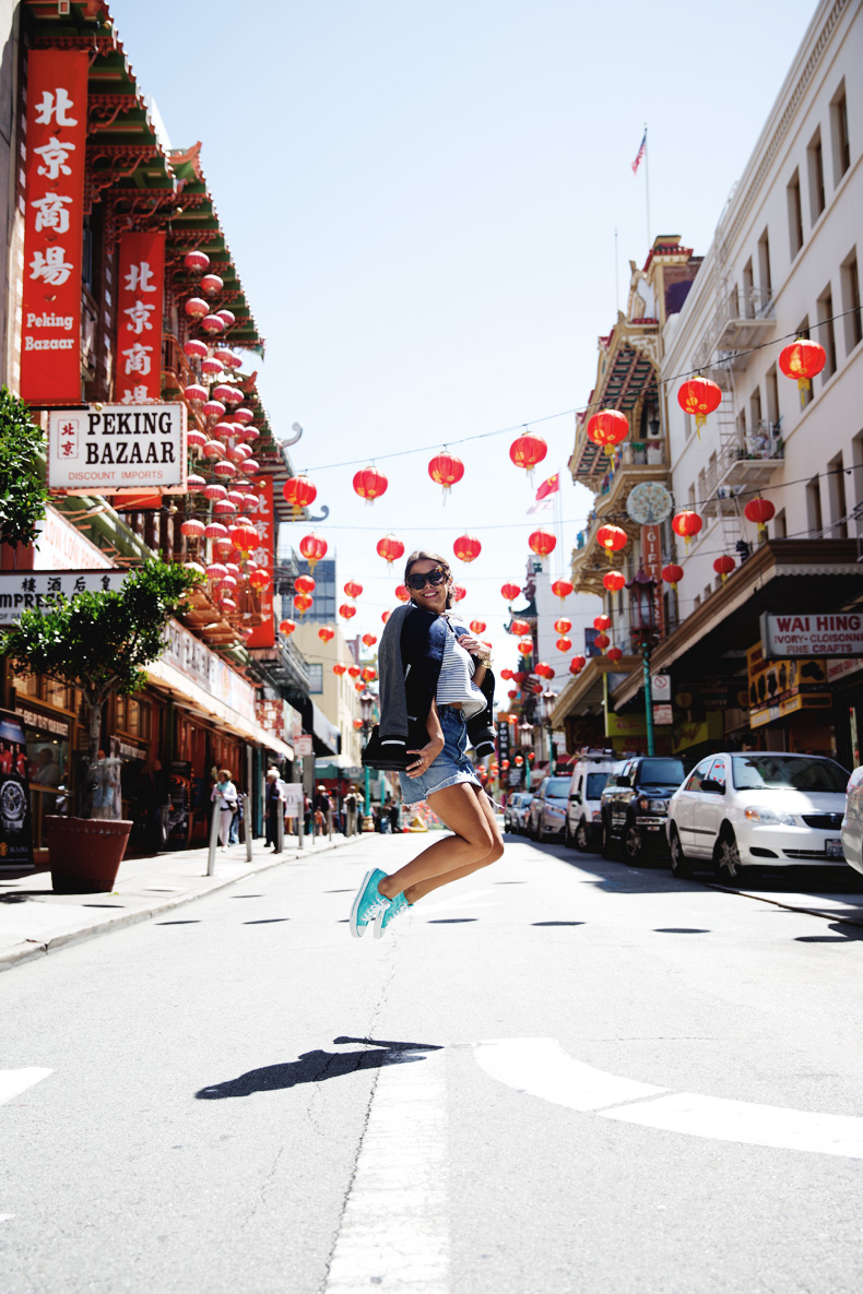 San_Franciso-Levis_Skirt-Vintage-Baseball_Jacket-Varsity-Bershka-Stripes-Converse-3