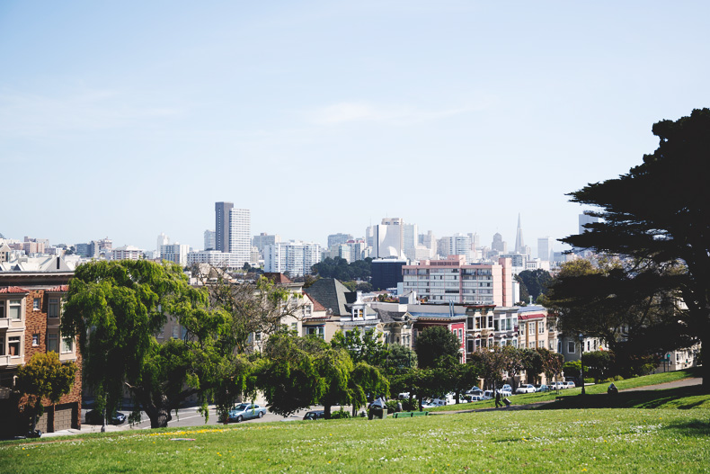 San_Francisco-Road_Trip_California-Alamo_Square-Collaege_Vintage-1