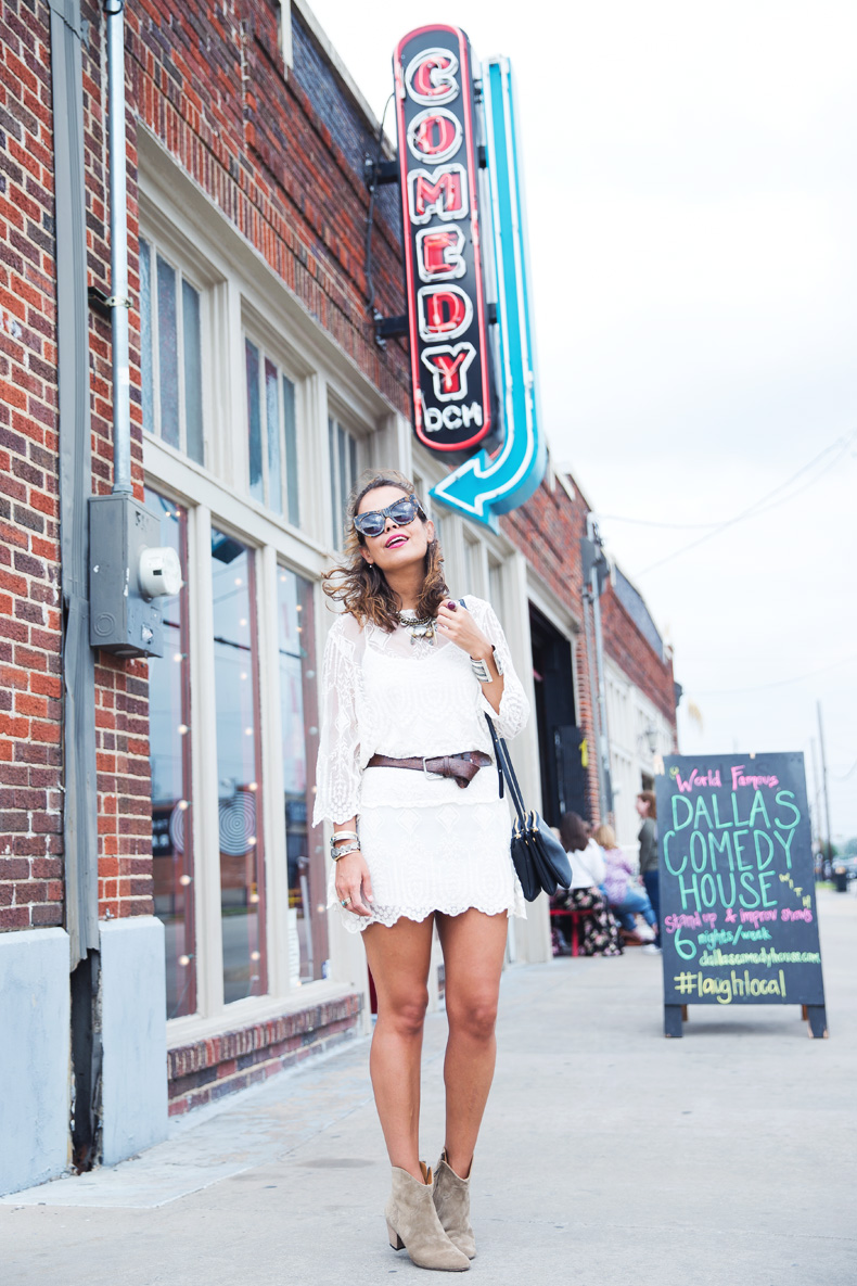 Dallas-Lace_Dress-Isabel_Marant-Booties-Outfit-Road_Trip-26