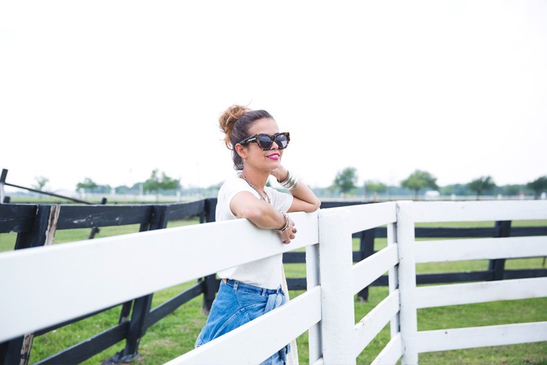 Denim_on_Denim-Dickie_Boots-Isabel_Marant-Outfit-Boho-Street_Style-Dallas-