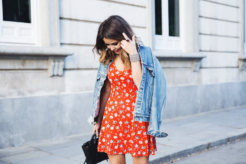 Floral_Dress-Topshop-Denim_Jacket-Street_Style-Outfit-20