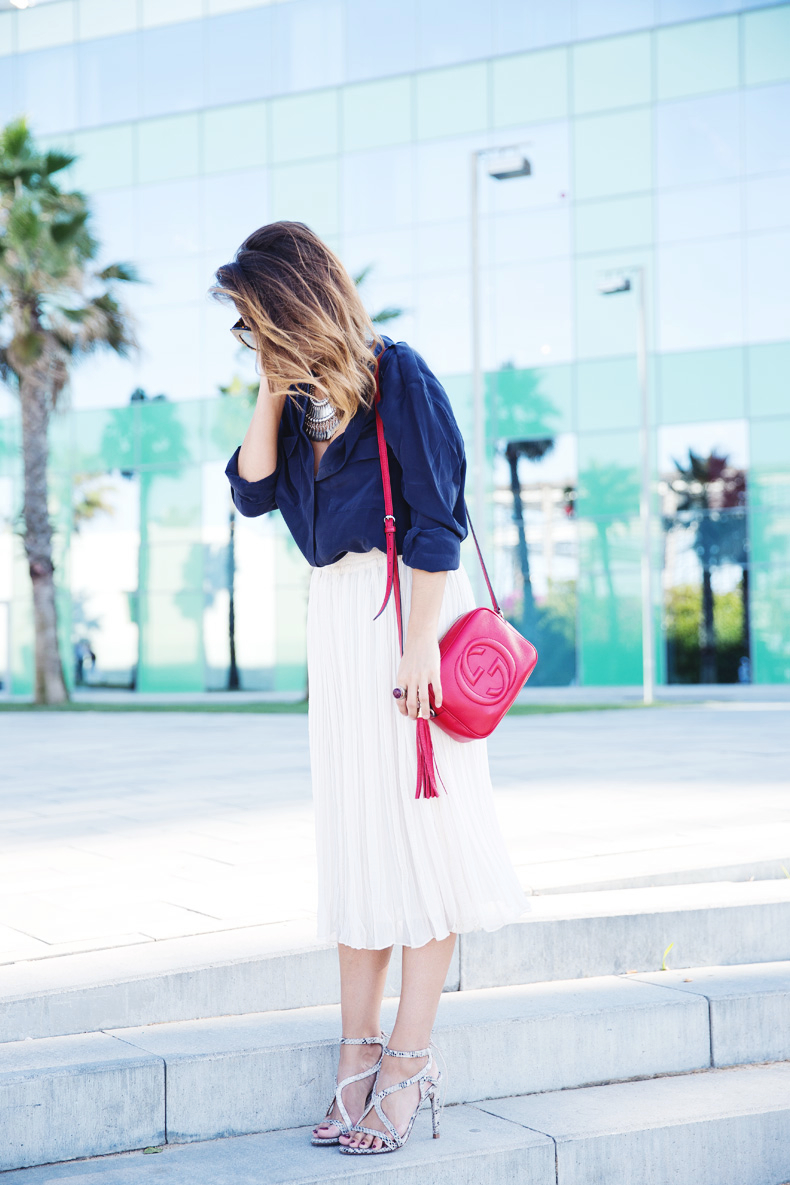 Mango_080_Barcelona-Midi_Skirt-Blue-Gucci-Snake_Sandals-Outfit-Street_Style-8