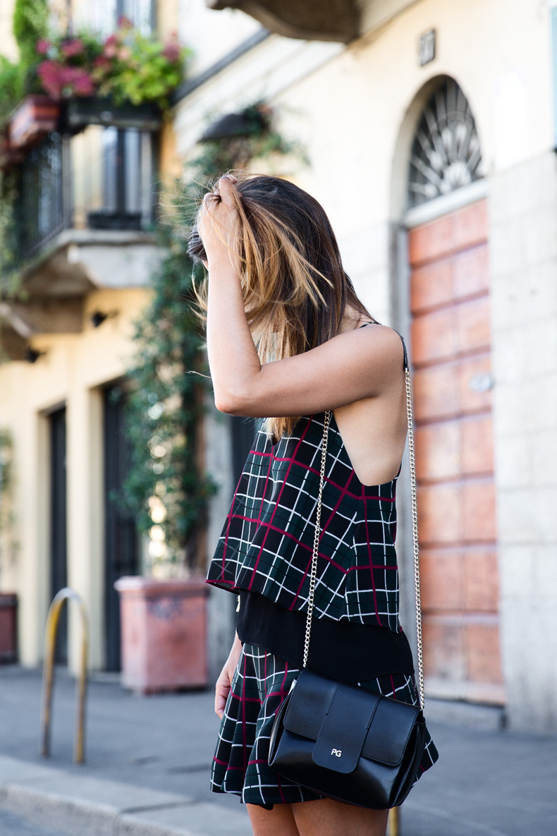 Lovers_And_Friends-Revolve_Clothing-Checked_Suit-Balenciaga_Boots-Outfit-MFW-Milan-Street_style-Outfit-9