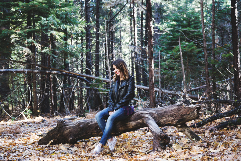 Yosemite-Jeans-Biker_Jacket-Converse-Outfit-Casual_Look-44