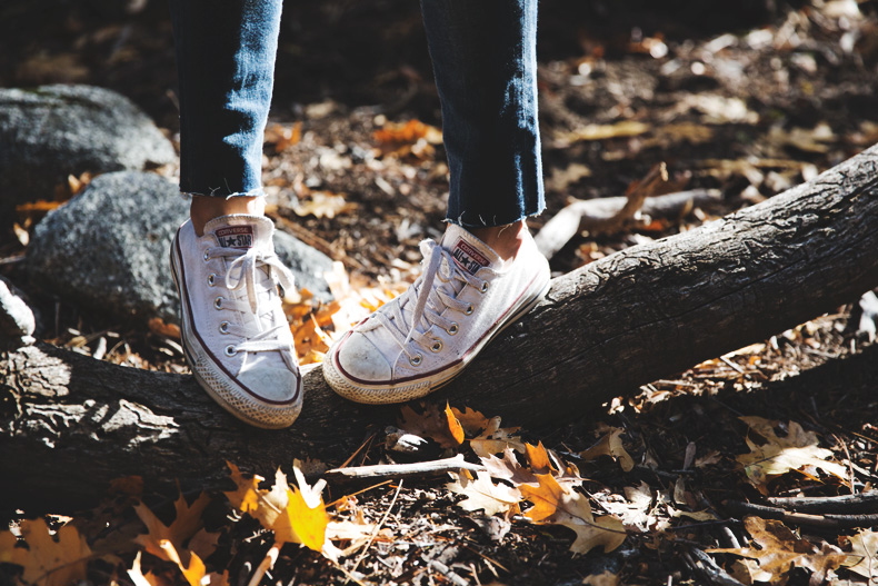 Yosemite-Jeans-Biker_Jacket-Converse-Outfit-Casual_Look-57