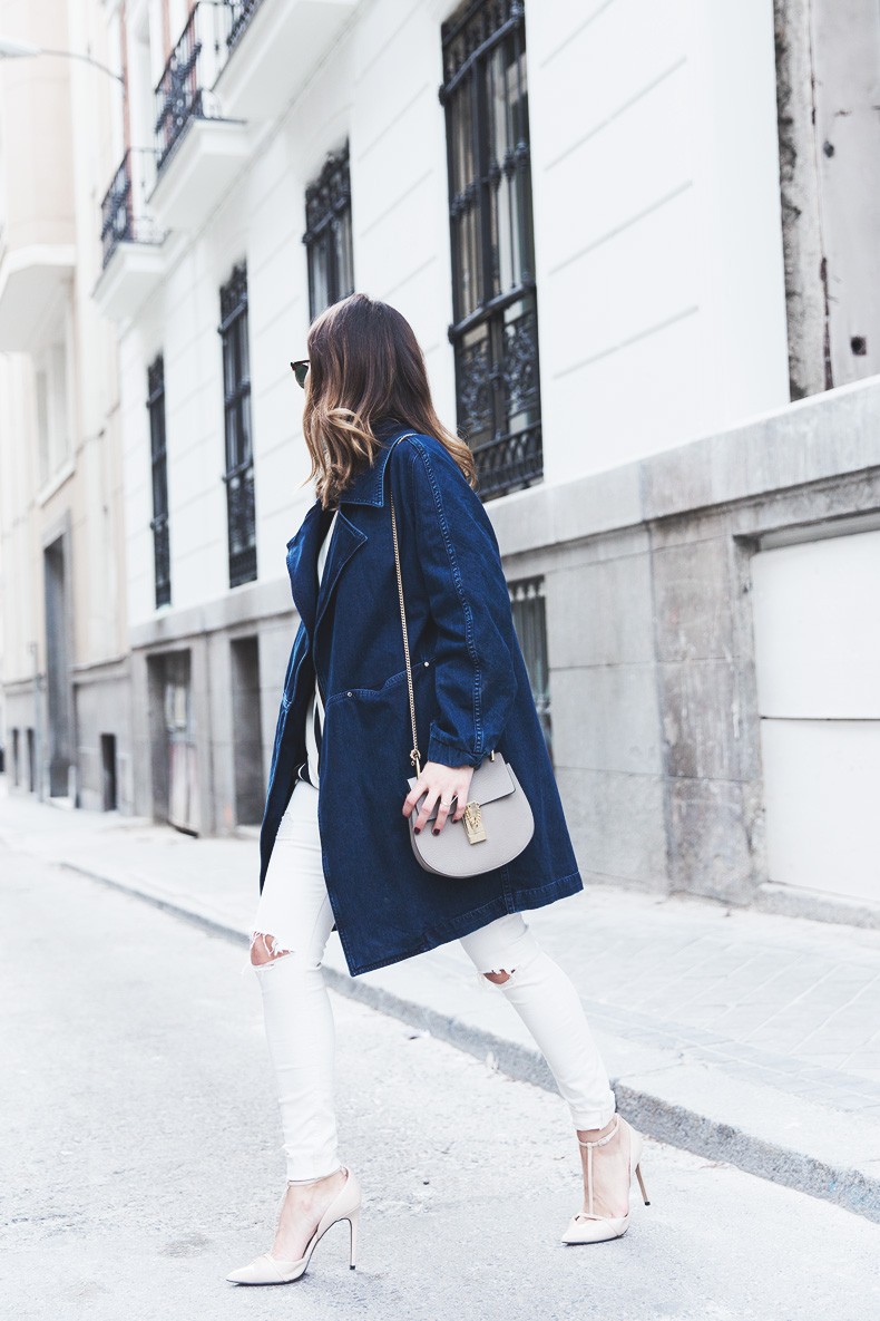 Denim_Jacket_Uterque-Striped_Blouse-Lace_Top-White_Ripped_JEans-Drew_Bag-Chloe-Outfit-Street_style-15