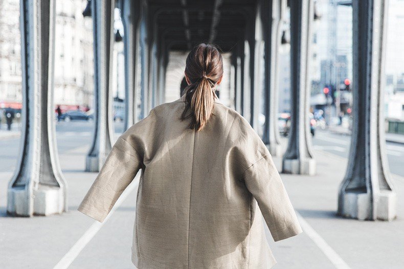 PFW-Paris_Fashion_Week-Benetton-Camel_Coat-Sweater_Scarf-Jeans-Ralph_Lauren_Bag-Street_Style-Outfit-46