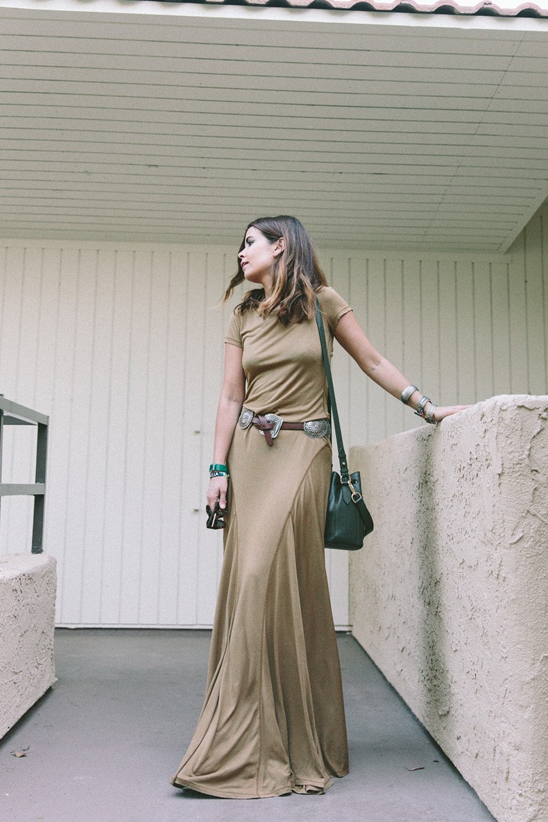 Coachella_2015-Music_Festival-Khaki_Maxi_Dress-Polo_Ralph_Lauren-Cowboy_Belt-Outfit-Street_Style-Festival_Look-1