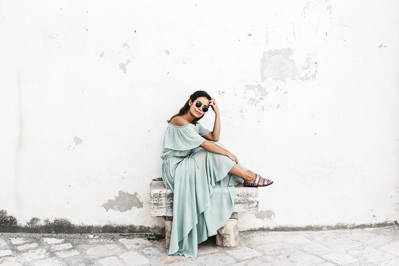 Polignano_A_Mare-Guerlain-Beauty_Road_Trip-Long_Dress-Chole_Bag-Outfit-Street_Style-Italy-19