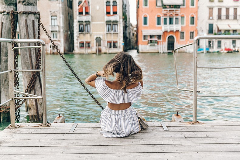 Venezia-Striped_Dress-Off_The_Shoulders-Collage_On_The_Road-Chloe_Bag-Outfit-78