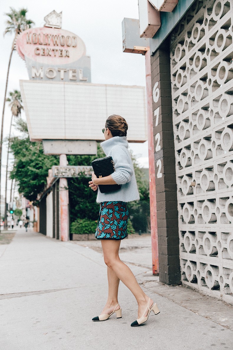 Floral_Skirt-Blue_Knit-Light_Blue-Chanel_Shoes-Chanel_Bag-Outfit-LA-25