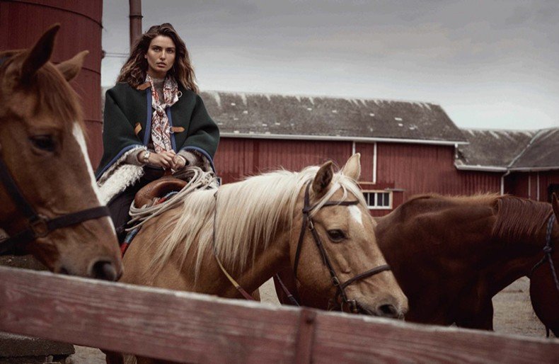 Editorial-Andreea-Diaconu-Vogue-Spain-October-2015-Cover-3