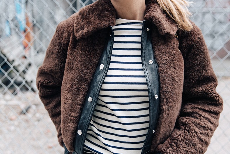 Soho-NY-Faux_Fur_Jacket-Sandro-Levis-Ladies_in_Levis-Outfit-Striped-Top-Outfit-Street_Style-56