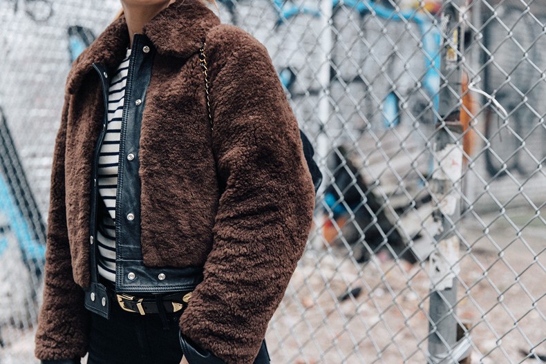 Soho-NY-Faux_Fur_Jacket-Sandro-Levis-Ladies_in_Levis-Outfit-Striped-Top-Outfit-Street_Style-59