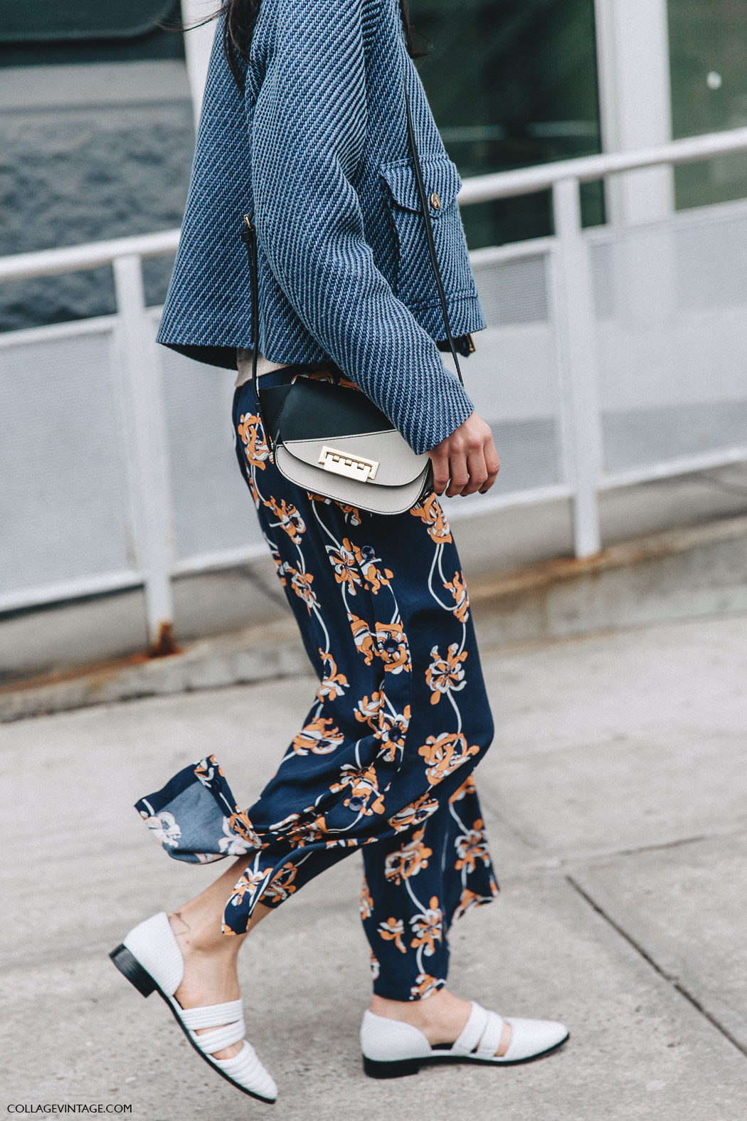 NYFW-New_York_Fashion_Week-Fall_Winter-17-Street_Style-Light_Blue_Jacket-Printed_Trousers-3