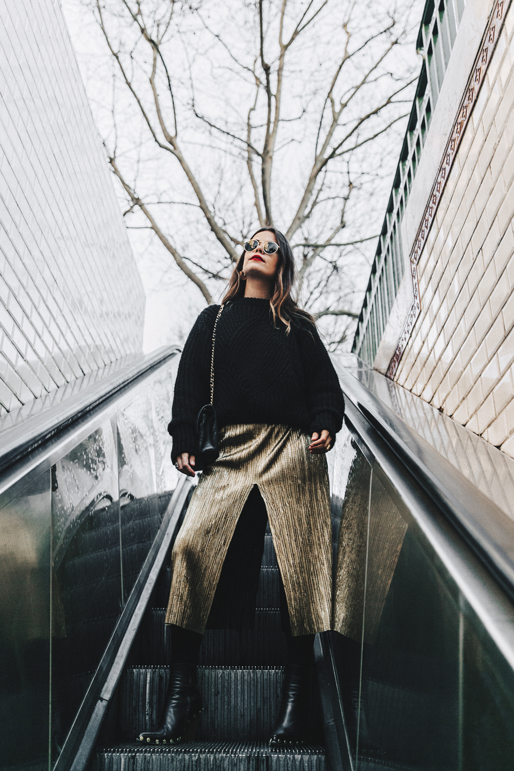 Metallic_Dress-Gold_Skirt-Pleated-Celine_Boots-Outfit-Paris-PFW-Street_Style-32