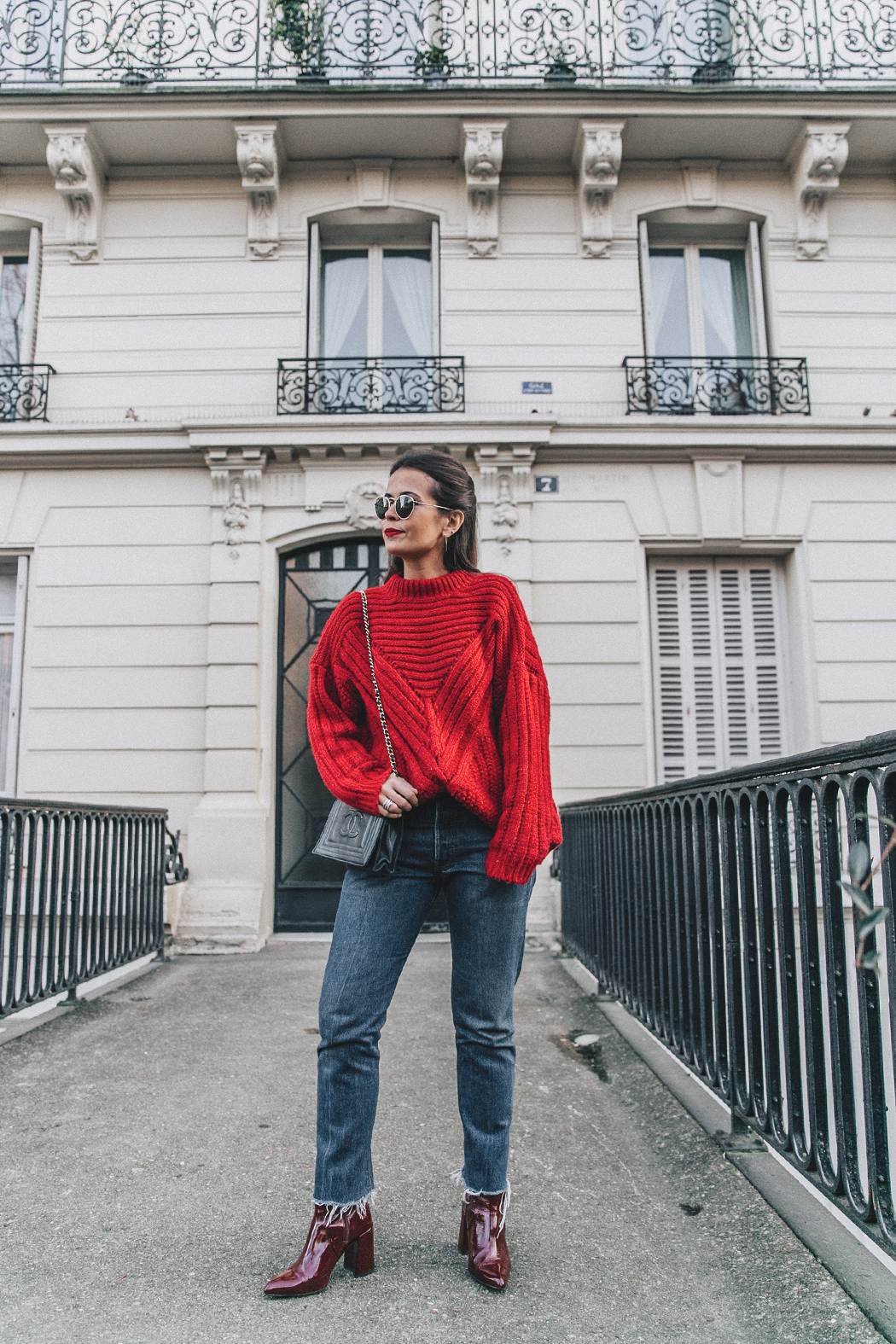 RED-KNITWEAR-Levis-Jeans-Red_Boots-Outfit-Street_Style-Levis_Vintage-11