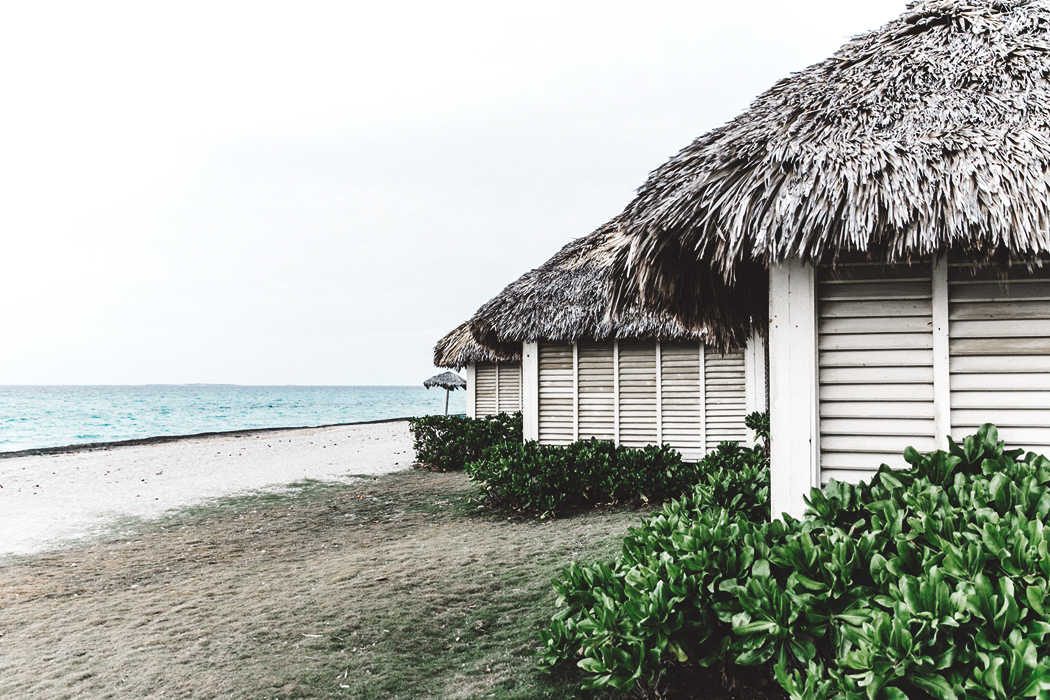 Varadero-Cuba-Free_People-Bikini-She_Made_Me-Beach_Outfit-Summer-Backpack-49