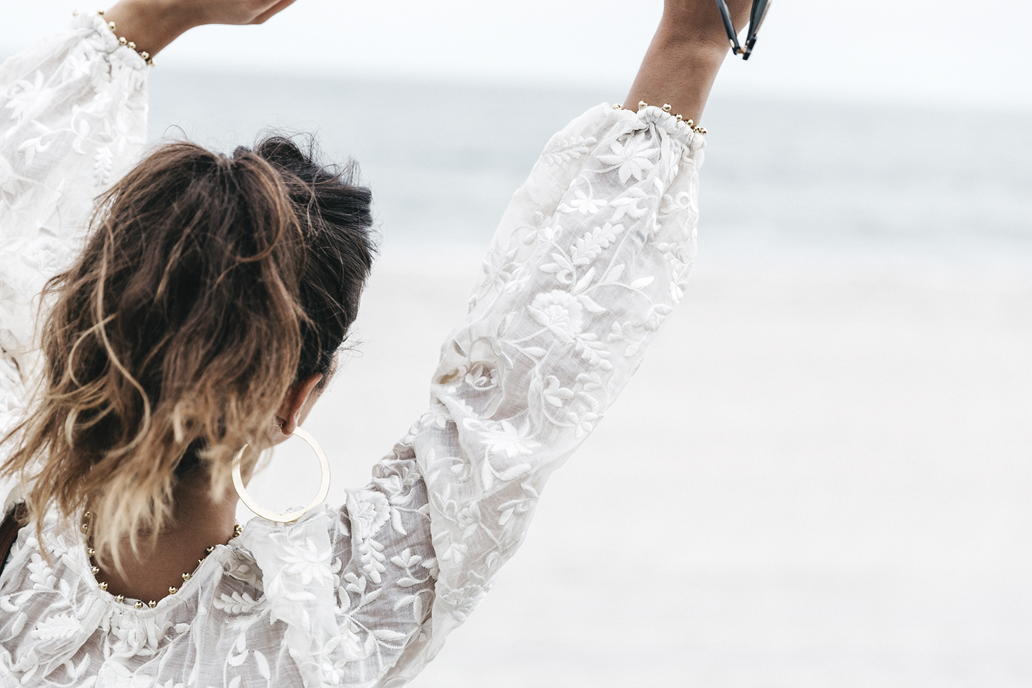 Revolve_in_The_Hamptons-Zimmermann-Embroidered_Dress-WHite_Dress-Chloe_Fay_Bag-Chloe_Wedges-Outfit-127