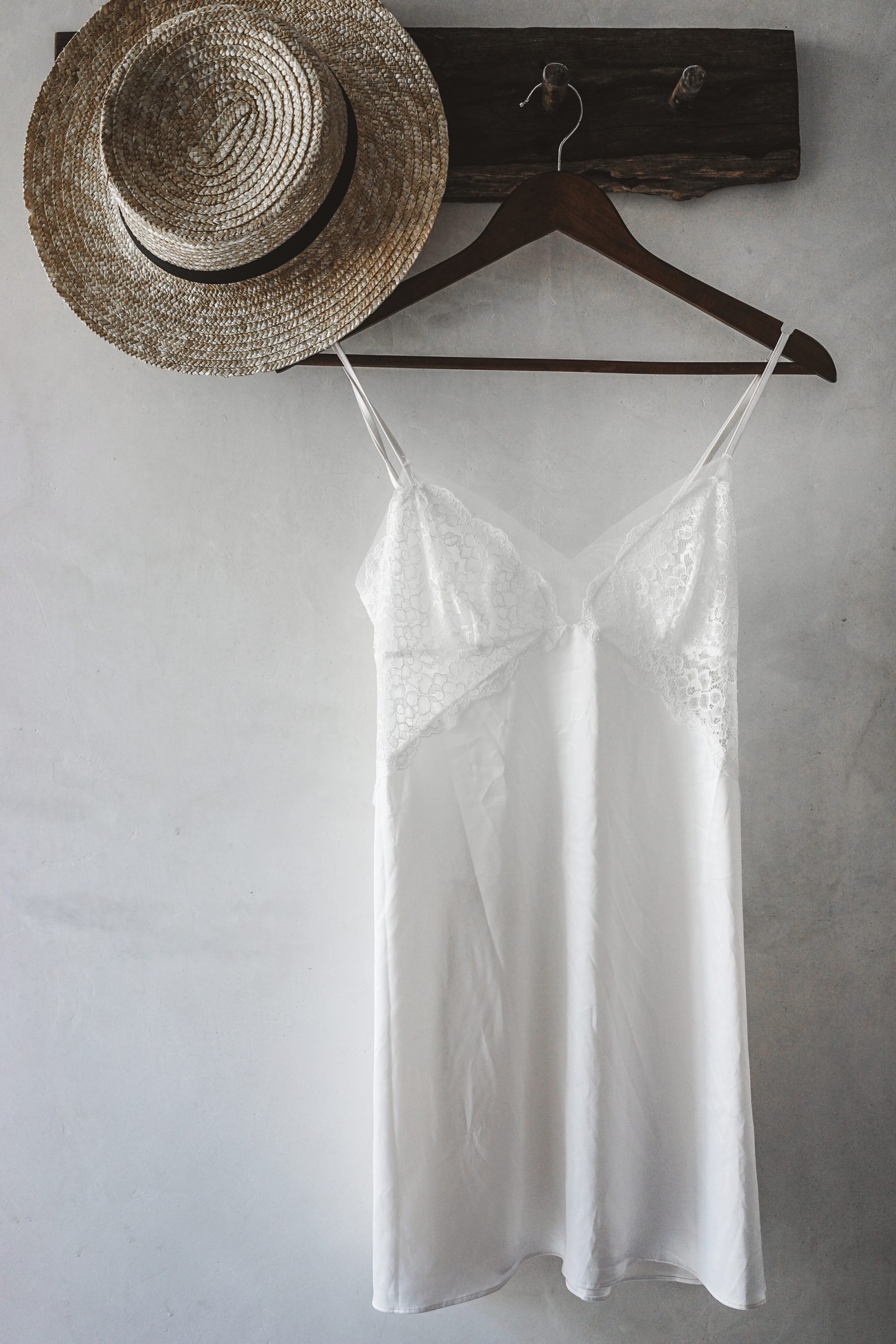 slip_dress-sanara_tulum-beach-mexico-outfit-collage_vintage-2