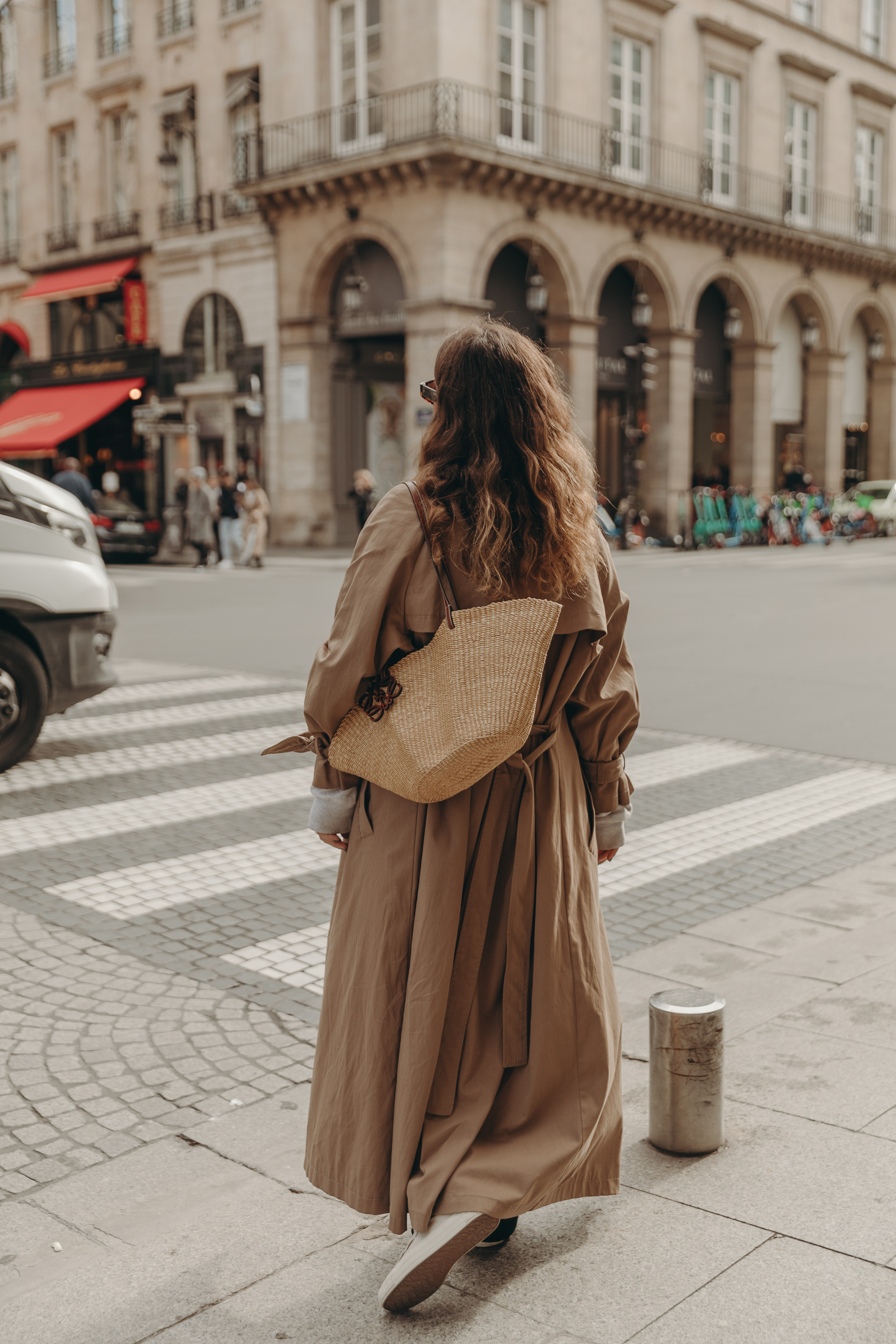 Casual look wearing trench coat, sweatshirt and sneakers. Collage Vintage at Paris Fashion Week.